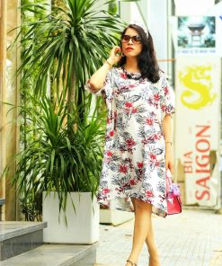 Đầm linen suông tay cánh rơi nền trắng hoa đỏ -HV230405-M